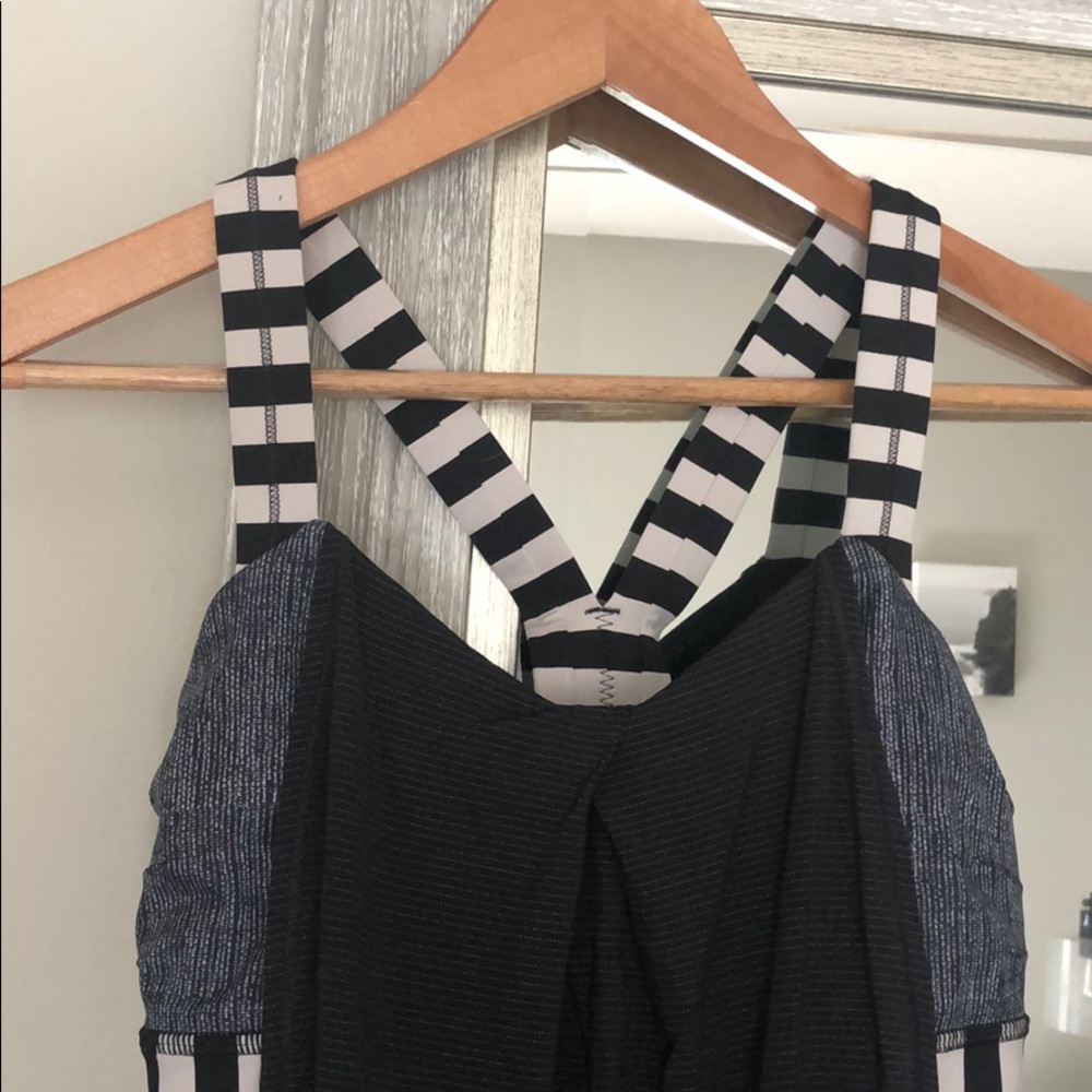 size 2 Lululemom tank
